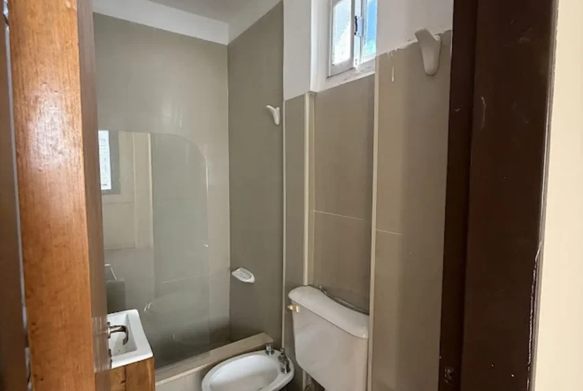 339043c5-9128-4fdf-86ac-435489440f31_u_large