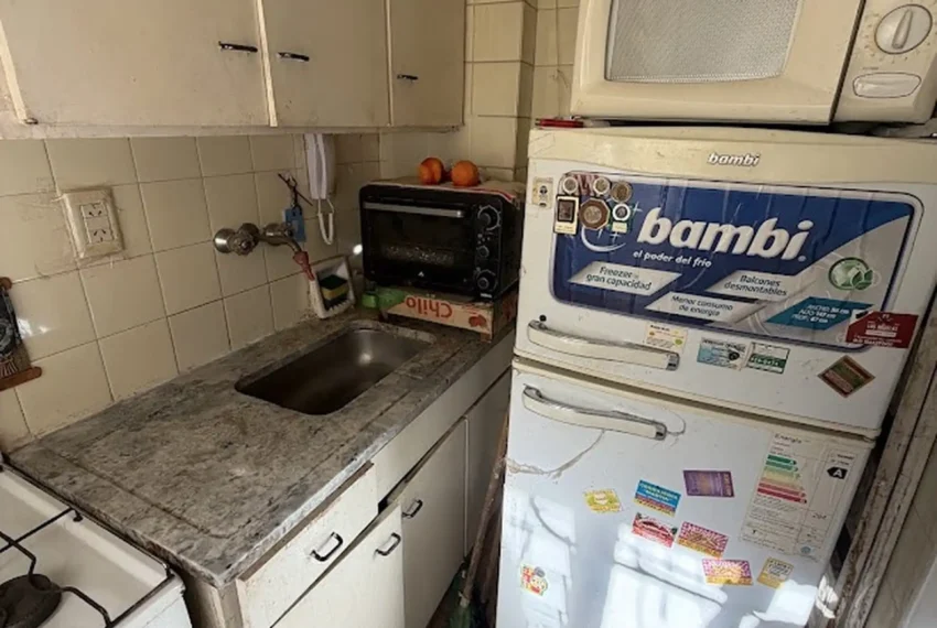 def5fcff-24f5-4e49-b331-248c7ebf1457_u_large